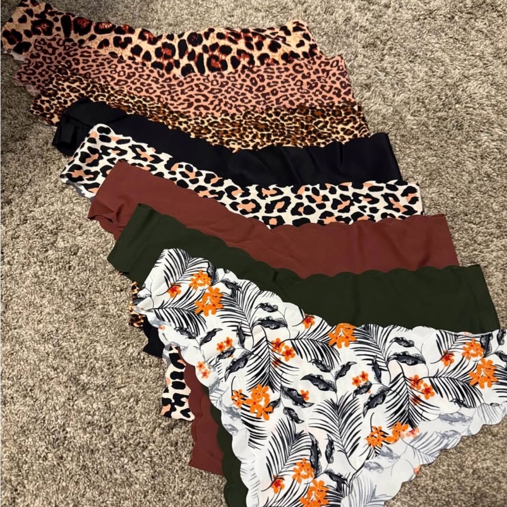 Set of 6 Patterned Women's Underwear